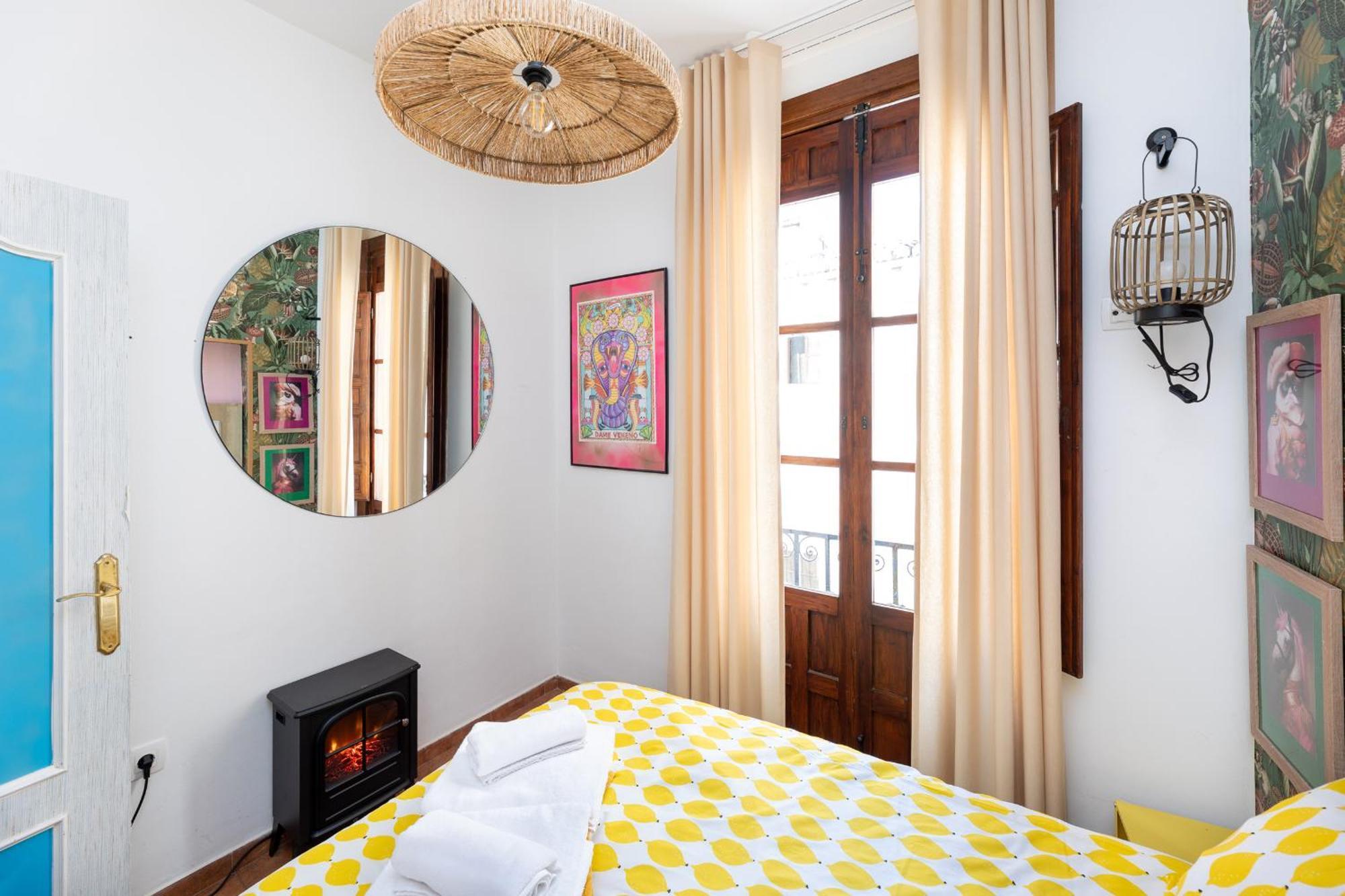 Apartamentos - Pinksparrow - غرناطة الغرفة الصورة